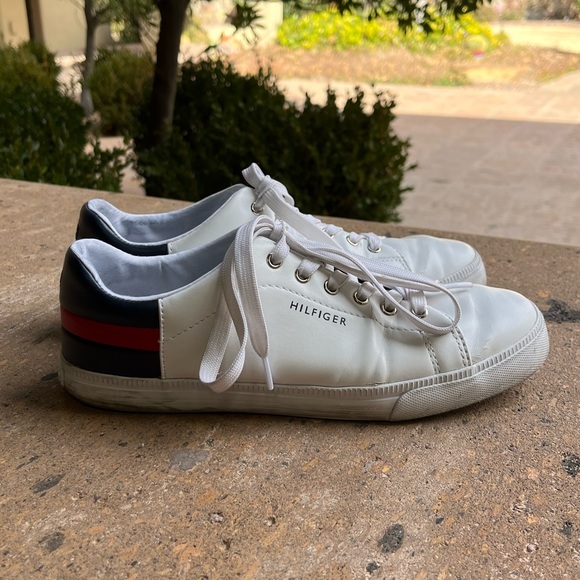 Tommy Hilfiger White Laddin Sneakers - Picture 7 of 16
